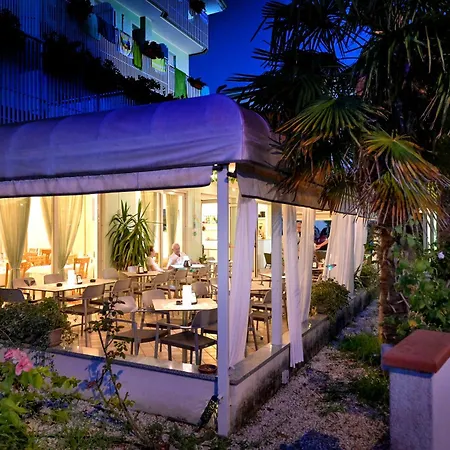 Itta فندق كاوْرلي